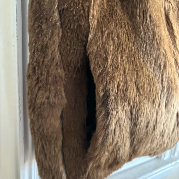 Andrew Marc reversible, rabbit, fur vest size medium large - Picture 8 of 8